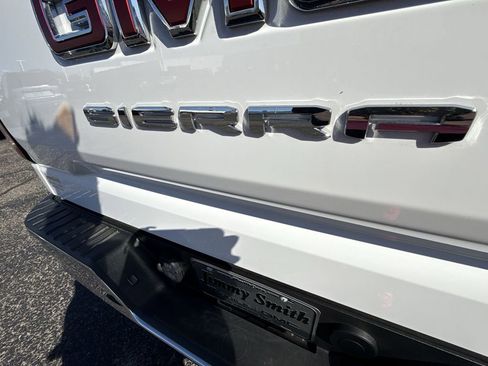 Certified 2025 GMC Sierra 1500 Pro w/ Pro Value Package image 39