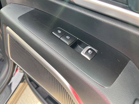 Used 2025 Kia Telluride S AWD/4WD image 35