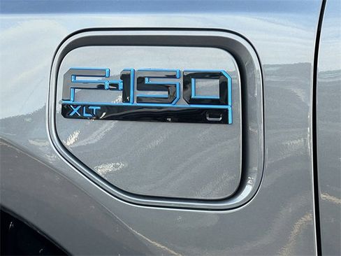New 2025 Ford F150 Lightning XLT image 9