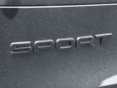 Used 2025 Land Rover Range Rover Sport Dynamic SE image 8