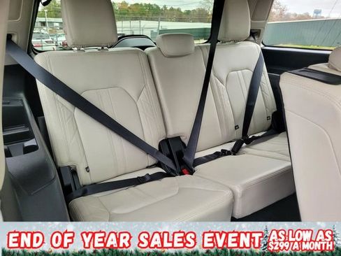 Used 2019 Ford Expedition Platinum image 15