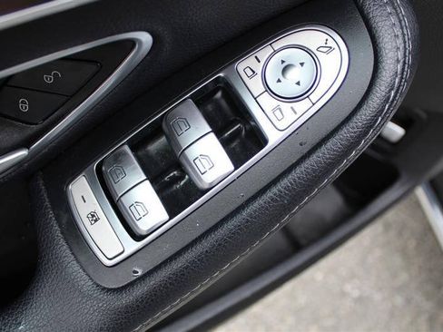 Used 2019 Mercedes-Benz C 300 4MATIC Sedan image 13