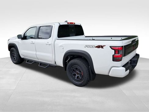New 2025 Nissan Frontier PRO-4X image 3