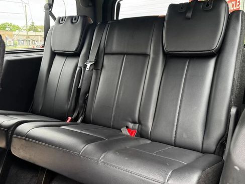 Used 2017 Ford Expedition EL XLT w/ Equipment Group 202A AWD/4WD image 24