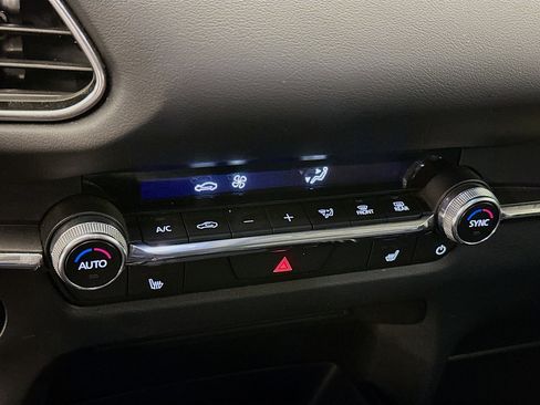 Used 2025 MAZDA CX-30 AWD 2.5 S w/ Preferred Package image 24