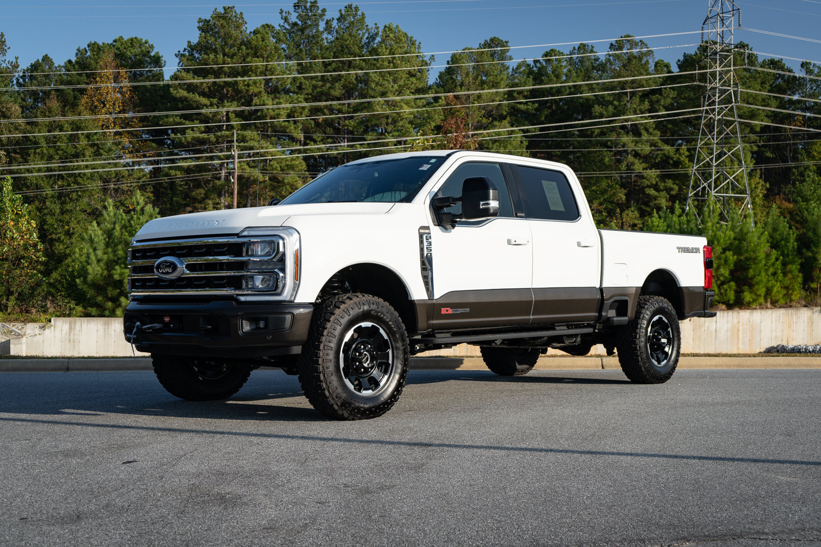 Used 2025 Ford F350 King Ranch w/ Tremor Off-Road Package AWD/4WD image 10