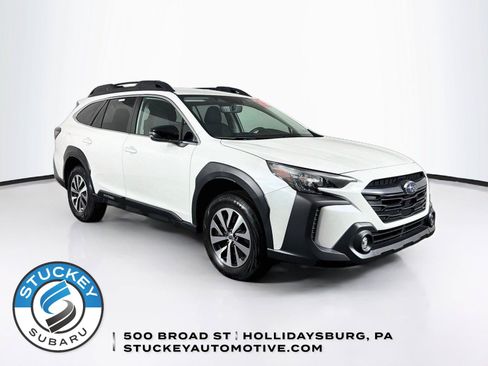 Used 2025 Subaru Outback Premium w/ Popular Package #1A AWD/4WD image 1