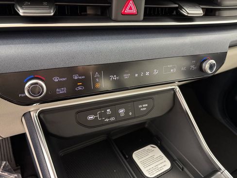 New 2026 Kia Carnival EX image 39