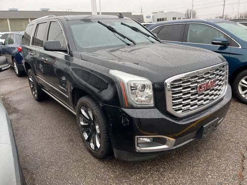 Used 2020 GMC Yukon Denali w/ Denali Ultimate Package image 16