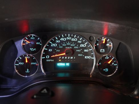 Used 2020 Chevrolet Express 2500 Extended w/ Communications Package image 24