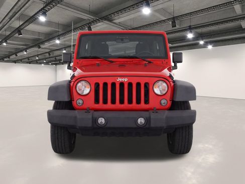 Used 2018 Jeep Wrangler Unlimited Sport S AWD/4WD image 5