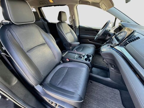 Used 2024 Honda Odyssey Elite image 18