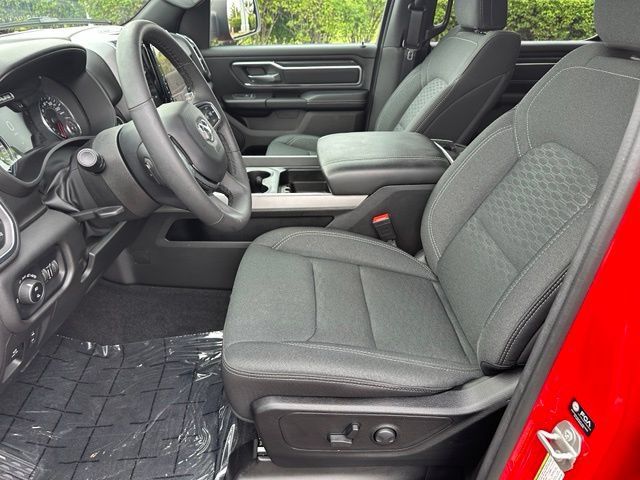 Used 2025 RAM 1500 Big Horn AWD/4WD image 15