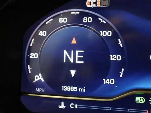Used 2025 Chevrolet Silverado 1500 LT Trail Boss w/ Convenience Package II AWD/4WD image 37