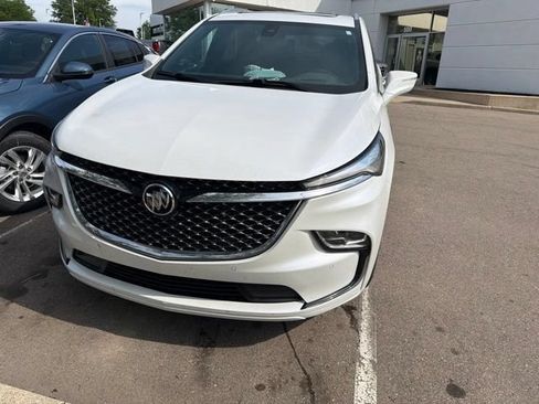 Used 2024 Buick Enclave Avenir w/ Avenir Technology Package AWD/4WD image 1