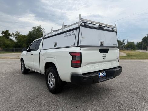 Used 2023 Nissan Frontier S AWD/4WD image 5
