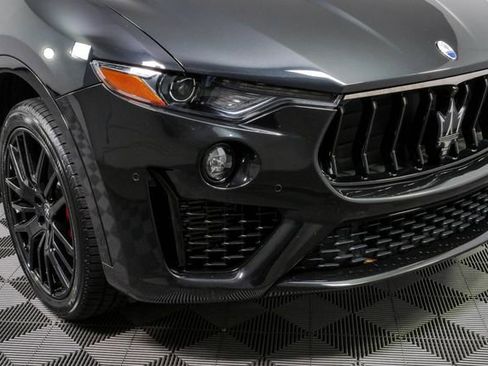 Certified 2022 Maserati Levante GT AWD/4WD image 40