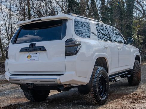 Used 2019 Toyota 4Runner TRD Off-Road Premium image 5