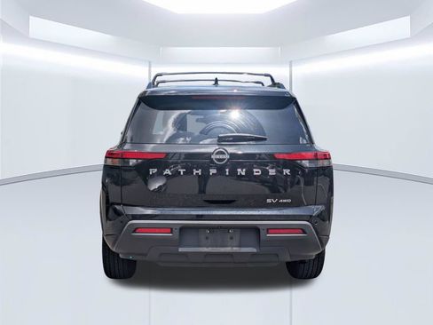 Used 2022 Nissan Pathfinder SV AWD/4WD image 4