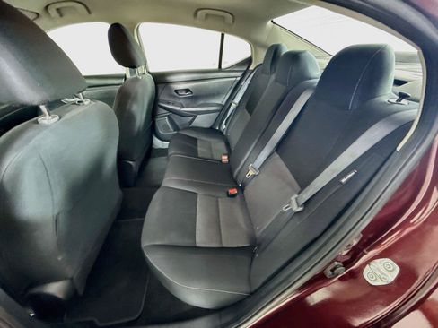 Used 2024 Nissan Sentra SV FWD image 11
