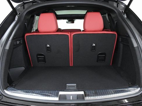 Used 2025 Acura MDX A-Spec image 41