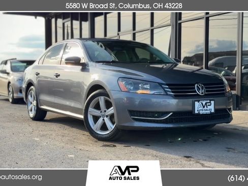Used 2013 Volkswagen Passat 2.5 SE FWD image 1