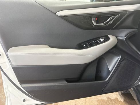 Used 2020 Subaru Outback Premium image 15