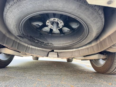 Used 2021 Land Rover Discovery S R-Dynamic image 20