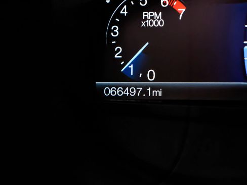 Used 2017 Ford Edge Titanium w/ Equipment Group 301A FWD image 26