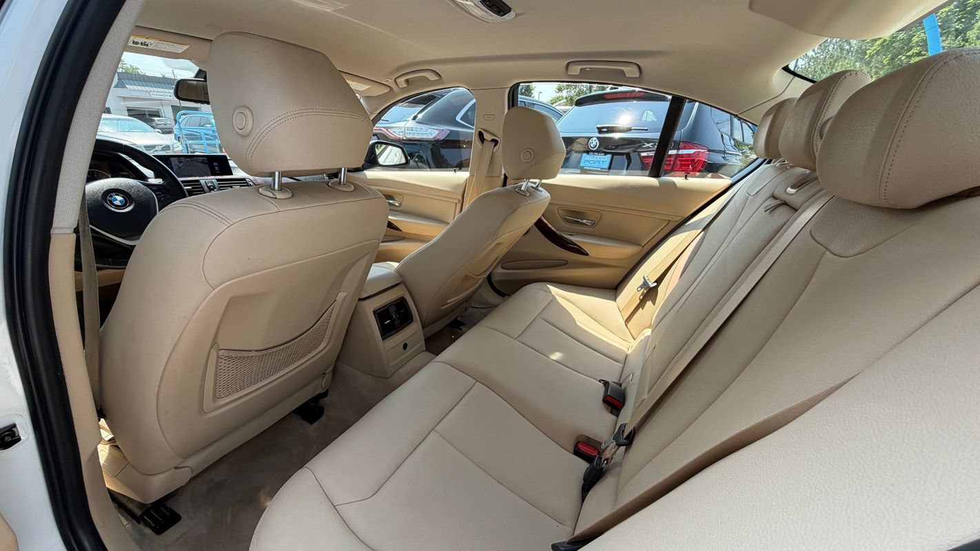Used 2014 BMW 328i Sedan RWD image 9