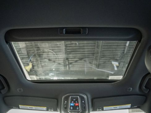 New 2026 Jeep Grand Cherokee Laredo AWD/4WD image 27