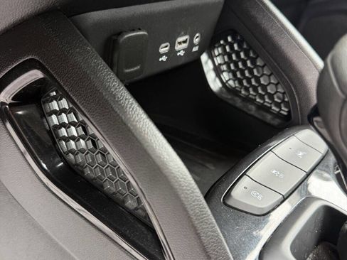 Used 2021 Chevrolet TrailBlazer LS image 16