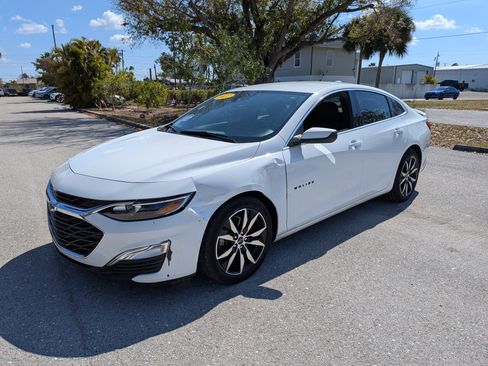 Used 2022 Chevrolet Malibu RS FWD image 8