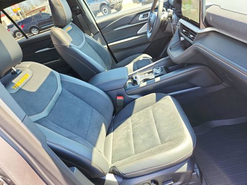 New 2026 Ford Explorer Tremor w/ Tremor Ultimate Package AWD/4WD image 28
