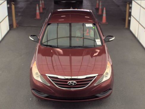 Used 2014 Hyundai Sonata GLS w/ Popular Equipment Group 2 FWD image 2
