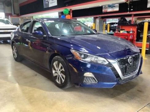 Used 2021 Nissan Altima 2.5 S FWD image 2