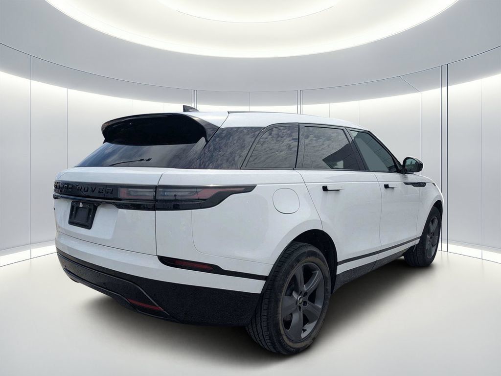 Used 2025 Land Rover Range Rover Velar Dynamic SE AWD/4WD image 4