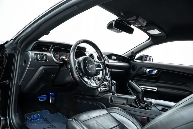 Used 2018 Ford Mustang GT Premium w/ Equipment Group 401A RWD image 17