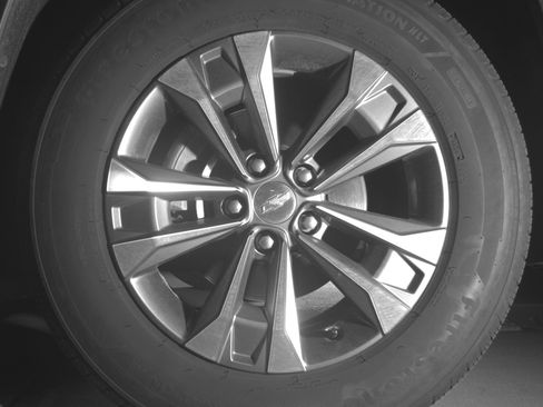 Used 2025 Chevrolet Equinox LT FWD image 12