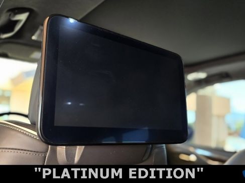 Used 2023 Cadillac Escalade ESV Sport Platinum image 28