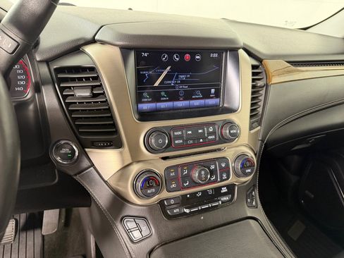 Used 2016 GMC Yukon Denali AWD/4WD image 17