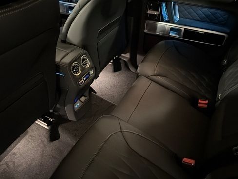 New 2027 Mercedes-Benz G 63 AMG 4MATIC image 11