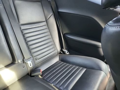 Used 2012 Dodge Challenger R/T RWD image 19