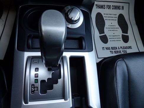 Used 2013 Toyota 4Runner SR5 image 20