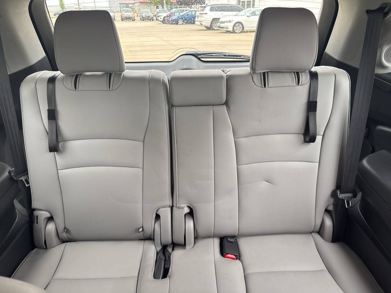 Used 2016 Honda Pilot Touring image 31
