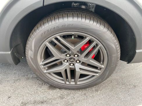 New 2025 Ford Explorer ST image 33