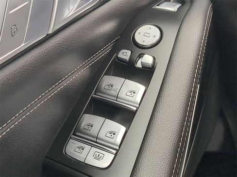 Certified 2022 BMW X7 xDrive40i w/ Premium Package image 26