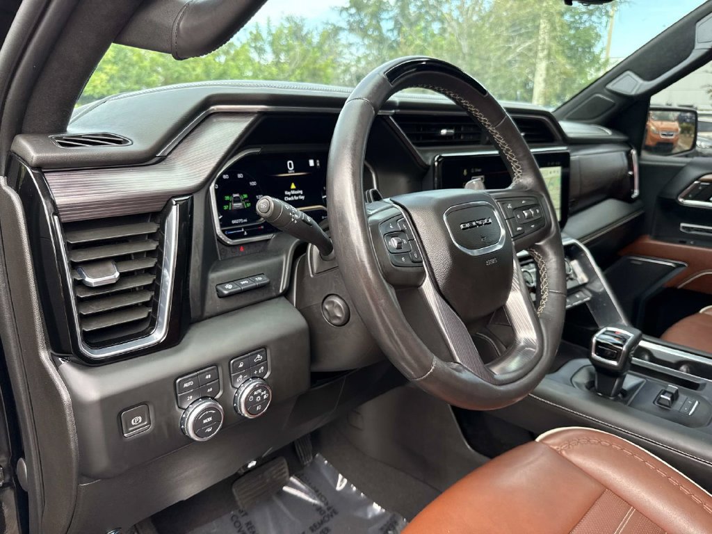 Used 2023 GMC Sierra 1500 Denali Ultimate AWD/4WD image 27