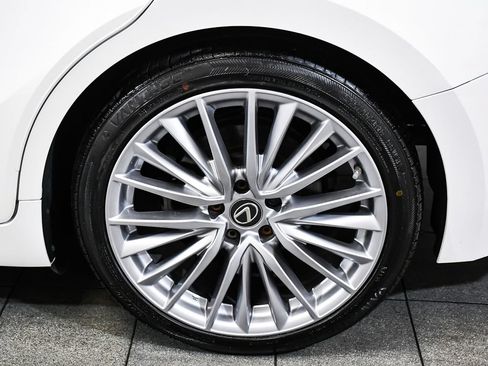 Used 2022 Lexus IS 300 AWD w/ Premium Package image 8