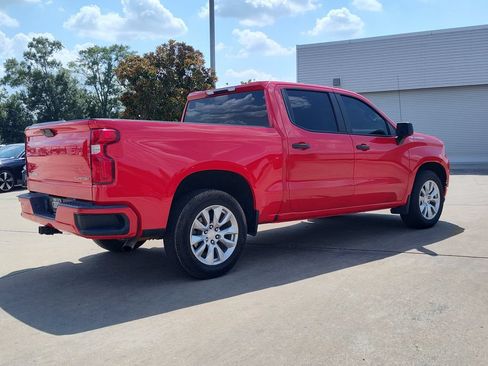 Used 2022 Chevrolet Silverado 1500 Custom w/ Safety Confidence Package RWD image 11